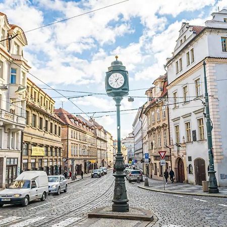 Bright Studio Close To Charles Bridge And Prague Castle Apartment Exterior foto