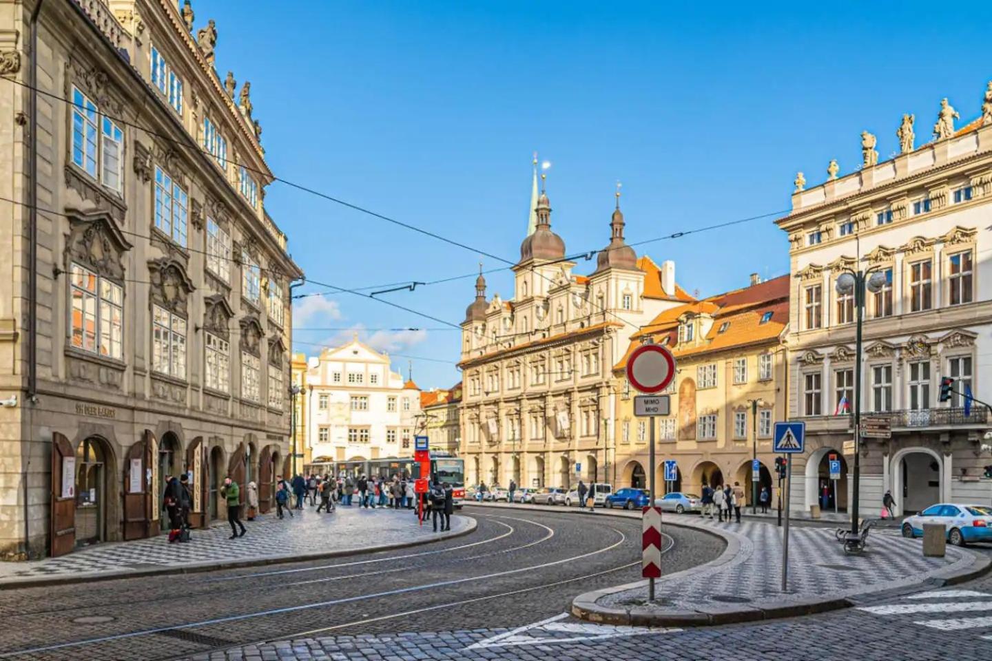 Bright Studio Close To Charles Bridge And Prague Castle Apartment Exterior foto