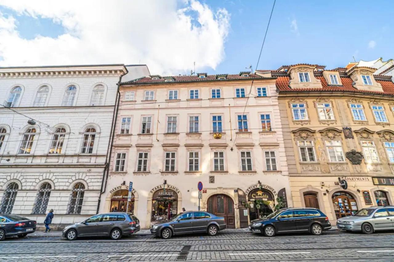 Bright Studio Close To Charles Bridge And Prague Castle Apartment Exterior foto